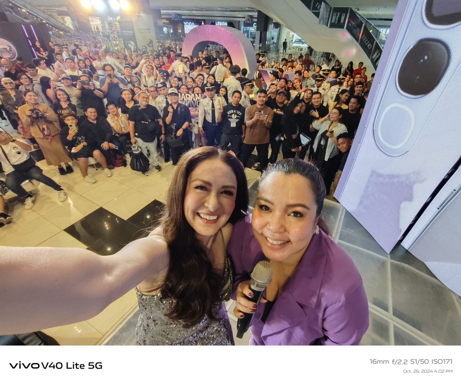 A bateria de 5000mAh do vivo V40 Lite com garantia de quatro anos vence Marian Rivera