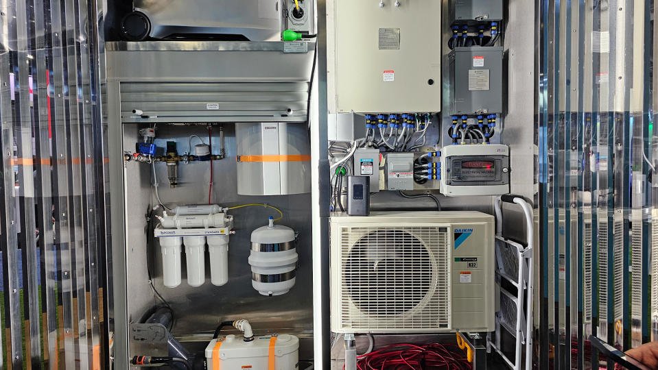 Fiação hidráulica Microhaus pro na parte traseira da unidade